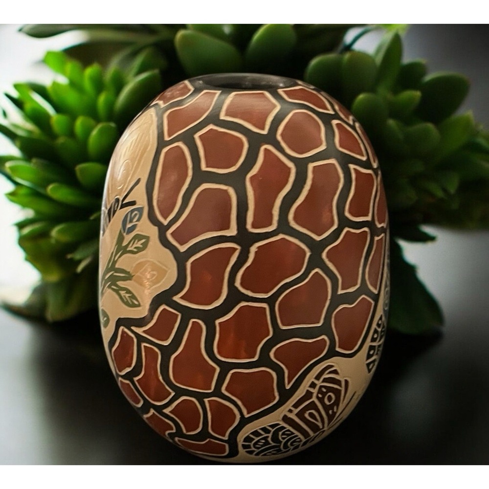 Mata Ortiz Pottery Brenda Zubia Butterfly Brick Path Folk Art Mexican Ceramics - Picture 5 of 9